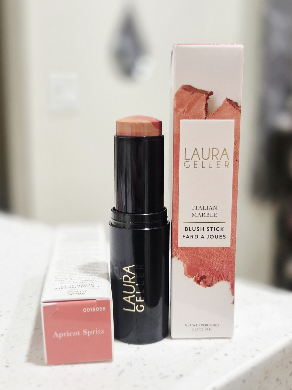 Laura Geller Apricot Spritz Blush Stick - Apricot